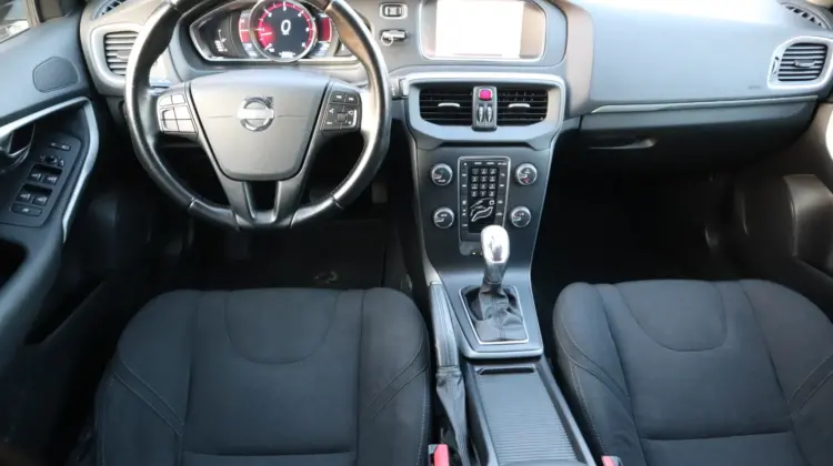 Volvo V40 D4 Geartronic Kinetic