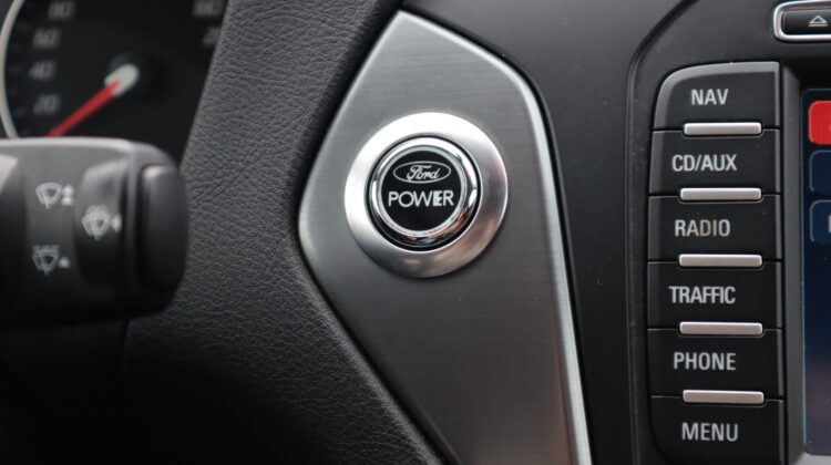 Ford Mondeo 1.6 TDCi ECOnetic Start-Stopp Titanium