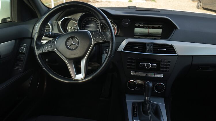 MERCEDES C200 Edition Classic