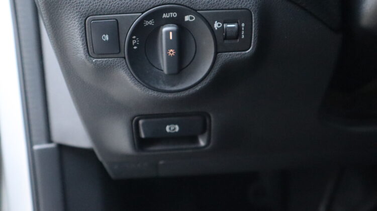 Mercedes-Benz / A-Klasse A 180 CDI BlueEfficiency Standard