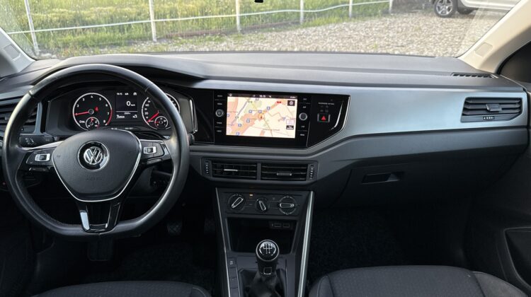 VOLKSWAGEN POLO Comfortline